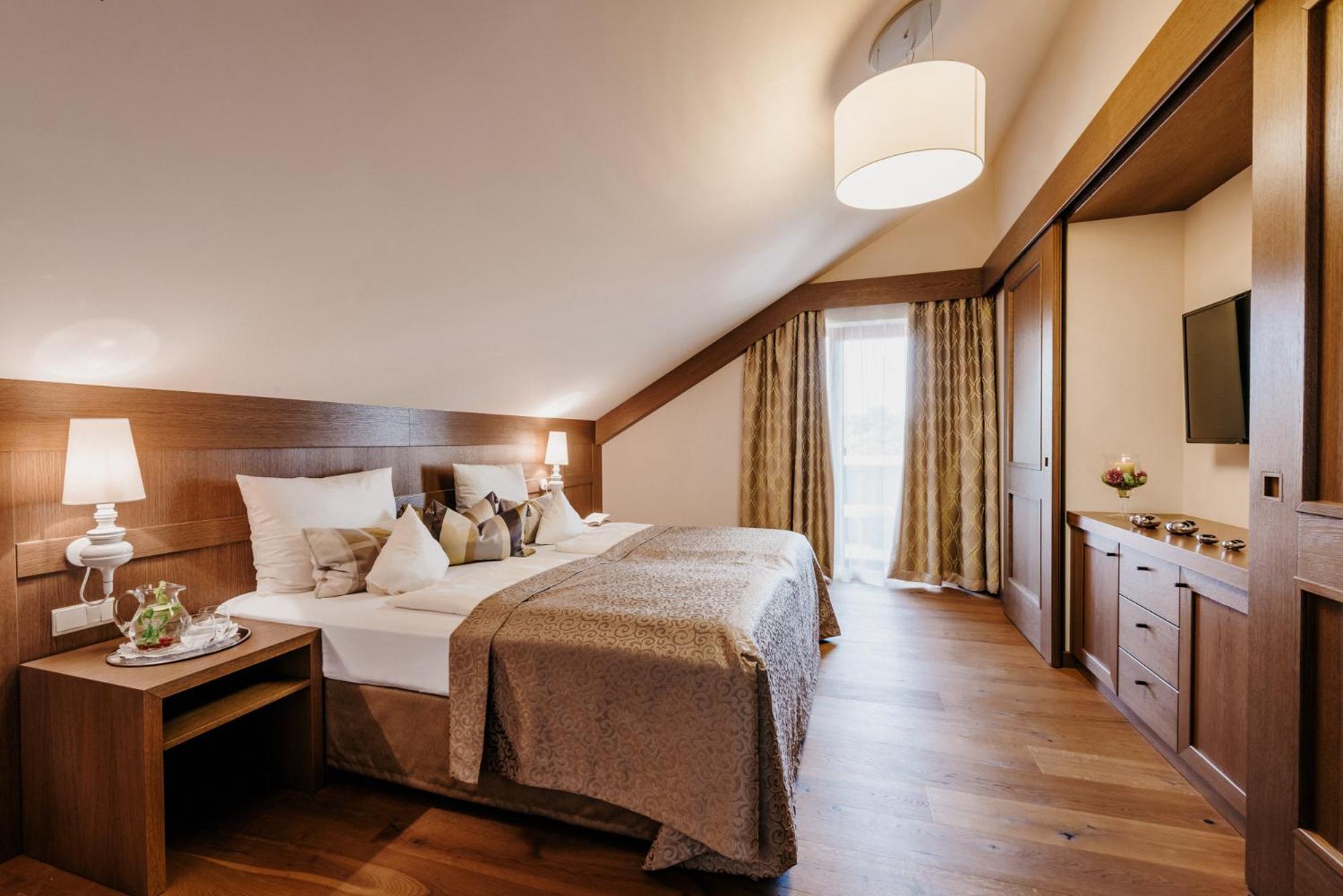 Der Eisvogel - Wellness- & Genusshotel Bad Gögging Kültér fotó