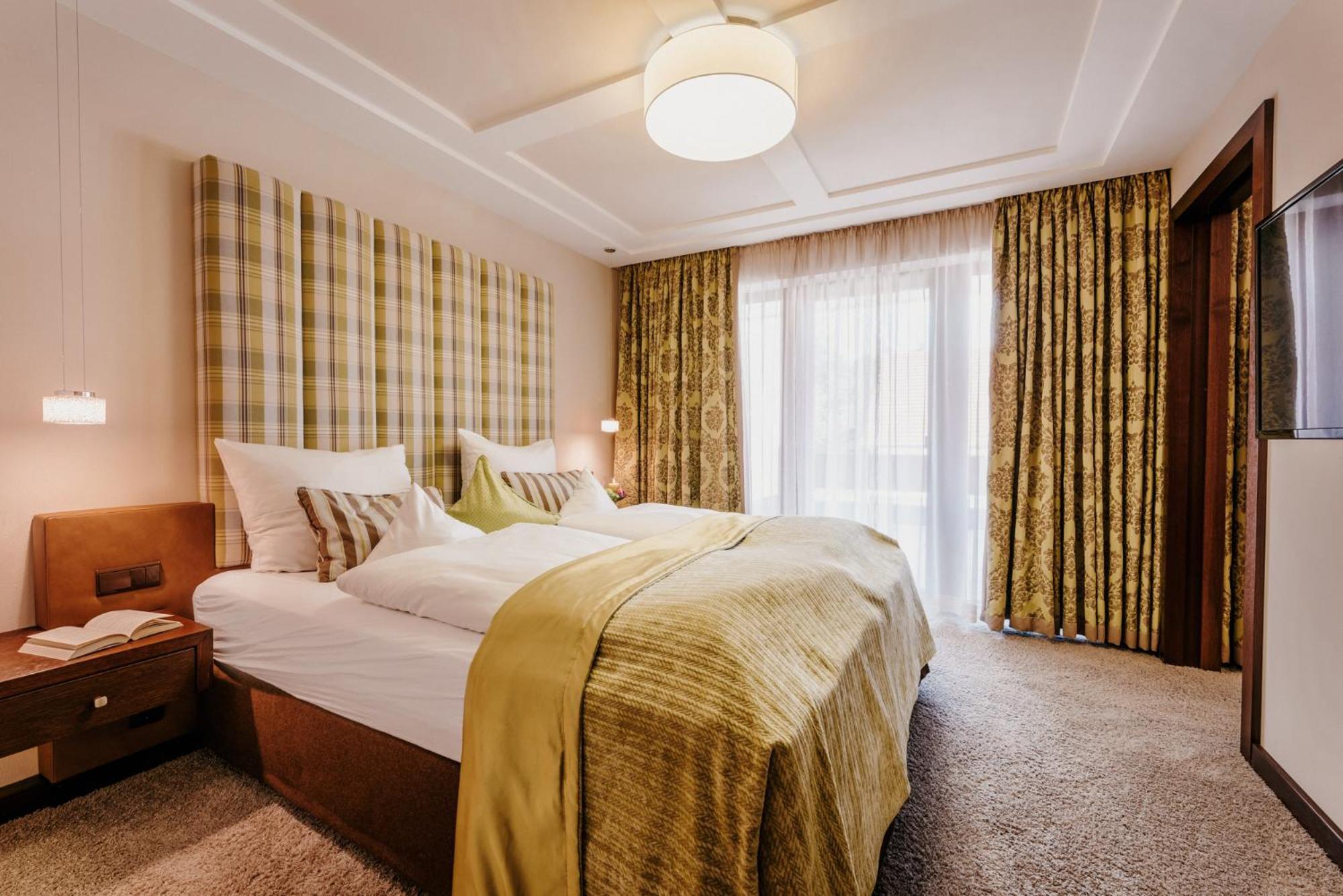 Der Eisvogel - Wellness- & Genusshotel Bad Gögging Kültér fotó